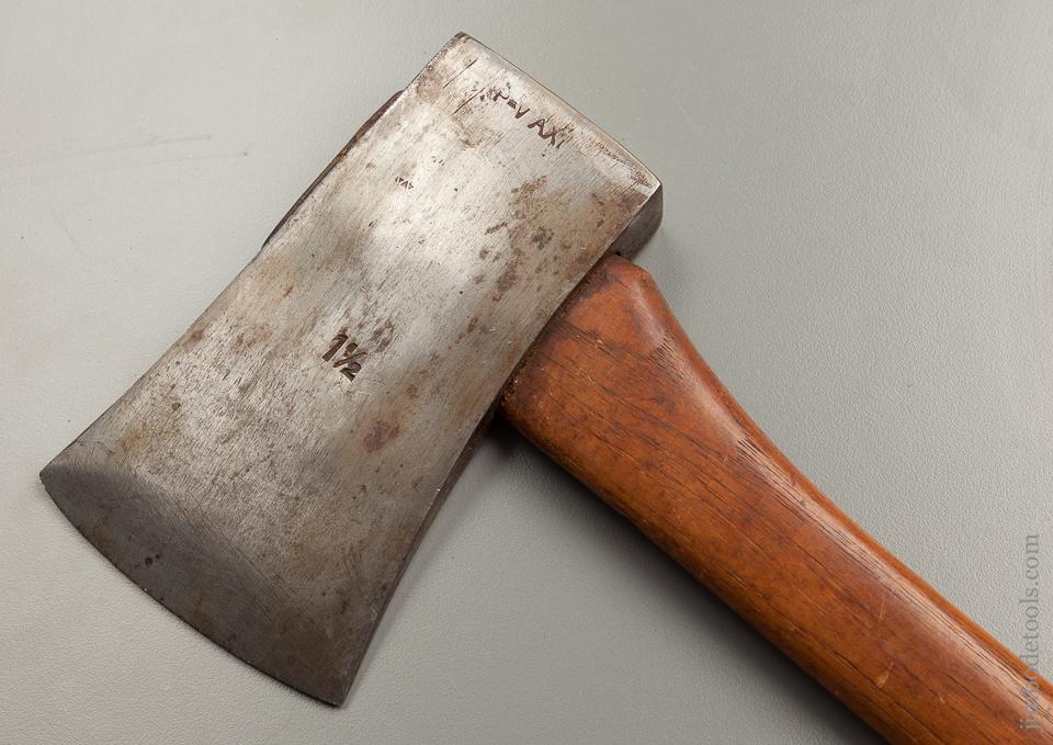 Fabulous 1 1/2 pound Miniature Axe by P-V AXE (Maine) NEAR MINT - 76126U