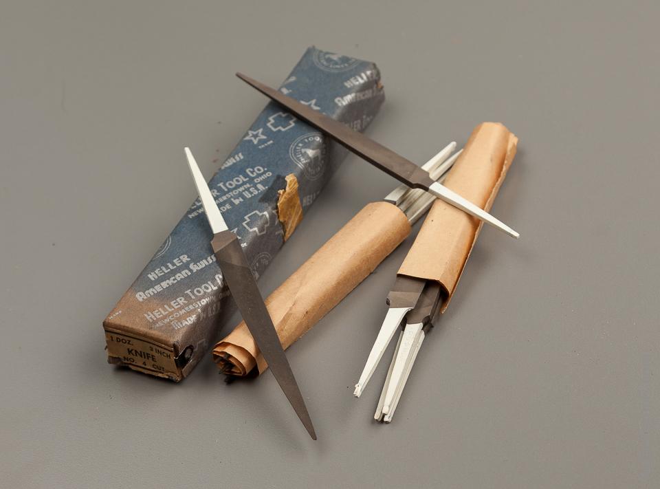 One Dozen HELLER 3 inch Knife No. 4 Cut Files MINT in Original Box NEW OLD STOCK - 76201M