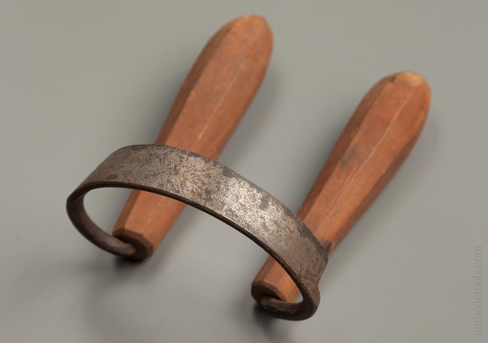 Awesome Scorp with Killer Handles and Five inch Edge - 76226