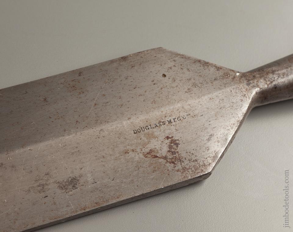 Fabulous DOUGLASS 3 1/2 x 28 1/2 inch Slick with Original Handle NEAR NEW - 76291