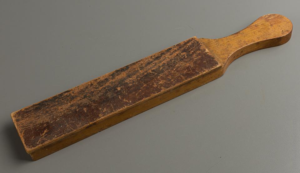 Cabinet Maker's Leather Strop - 76516R