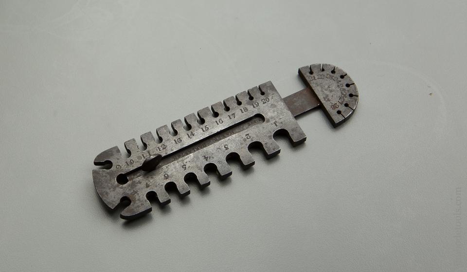 Iron PARTRIDGE Caliper and Gauge - 76521