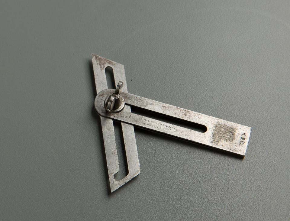 3 inch DARLING, BROWN & SHARPE BEVEL - 76539