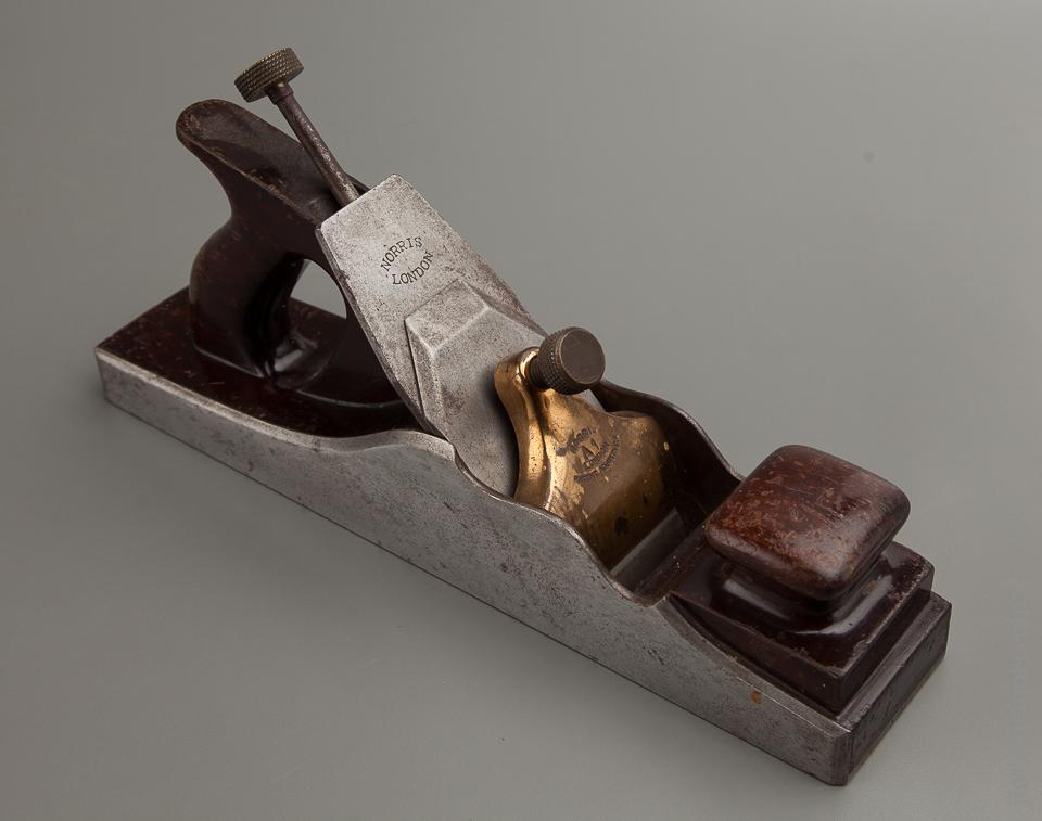Early Pre-War NORRIS A-1 Rosewood and Dovetailed Steel 13 1/2 inch Panel Plane with Original 2 1/2 inch NORRIS Iron - 76868R