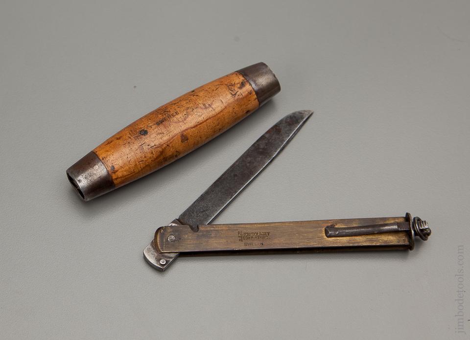 Swedish Barrel or Sloyd Knife by JERNBOLAGET ESKILSTUNA, SWEDEN - 76883R