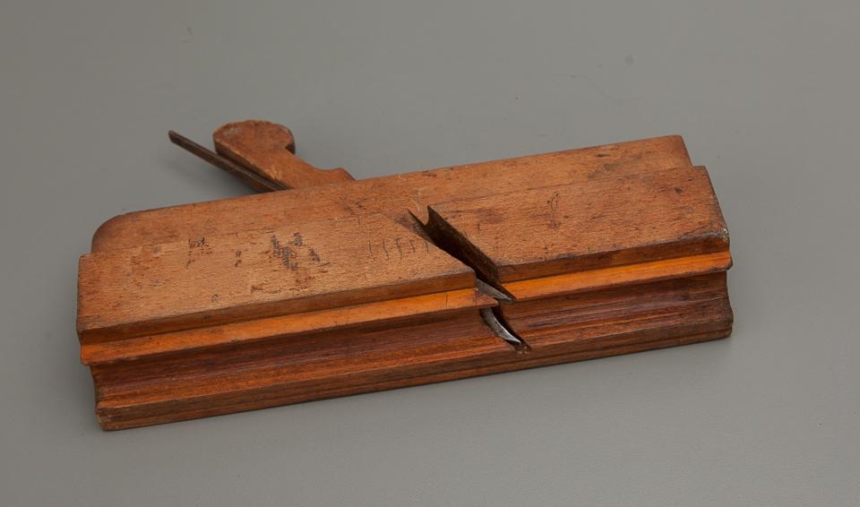 P BROOKS E HARTFORD 3/4 inch Bead Plane circa 1840-50 GOOD+ - 76973