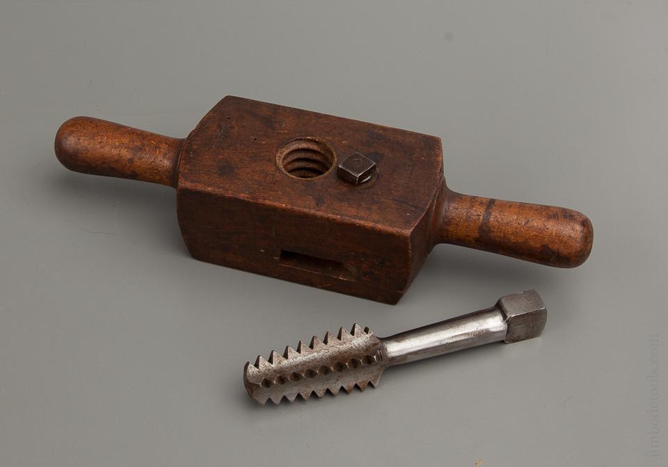 1 1/4 inch Thread Box and Tap - 77048