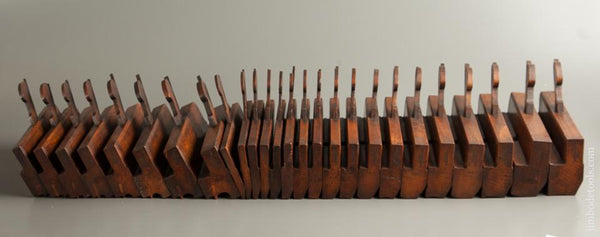 AMAZING Set of 26 VARVILL Hollows & Rounds Moulding Planes AND a Graduated Set of 8 Side Beads! - 77348