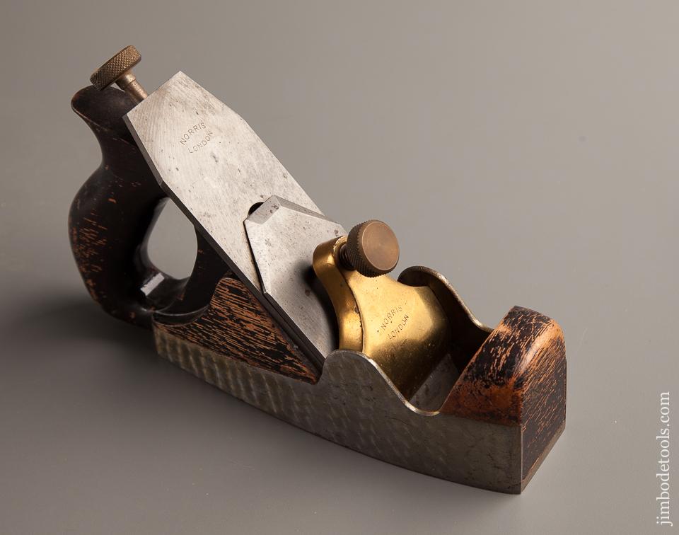 Minty NORRIS A5 Smooth Plane with Original Lacquer and Engine Turning - 77373R
