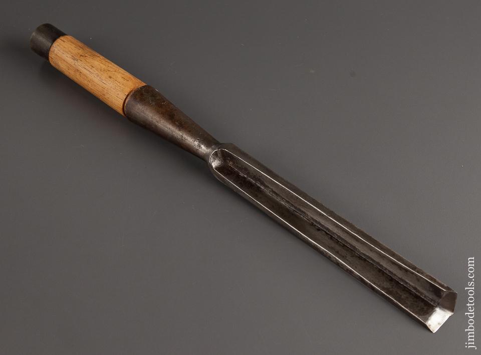 7/8 x 16 inch MIDDLESEX Corner Chisel - 77447