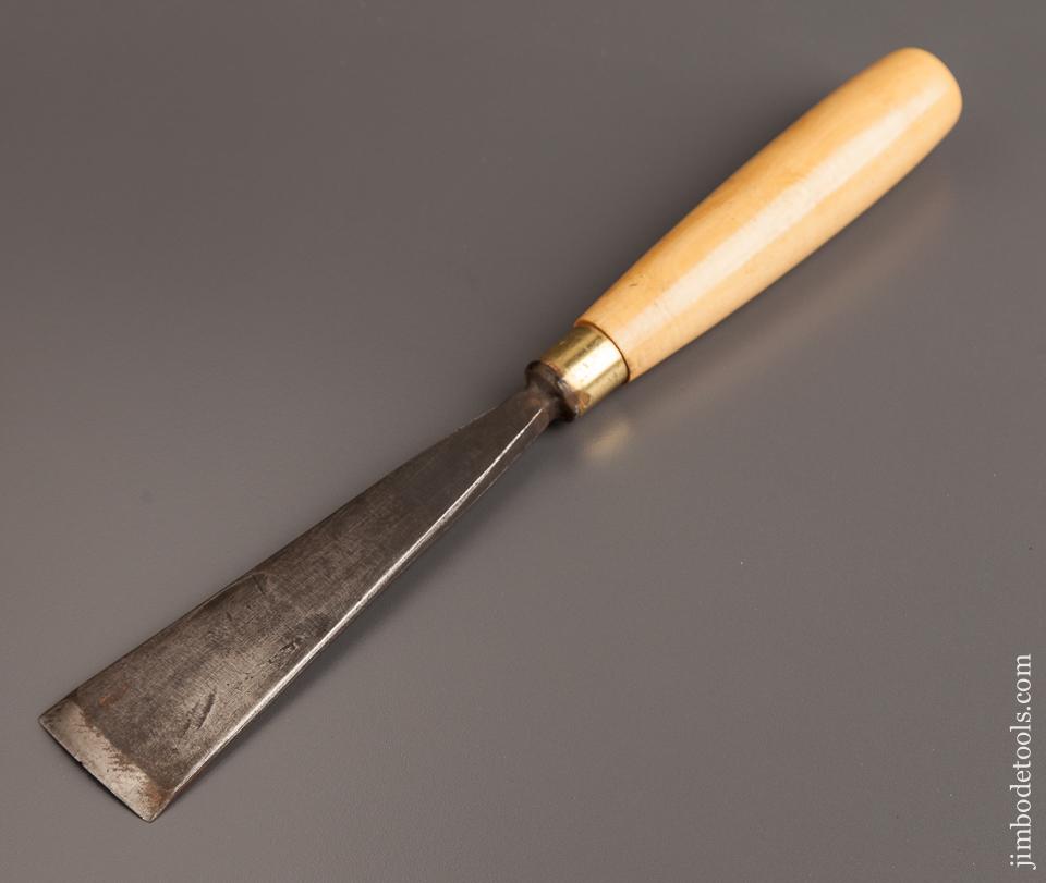 1 1/2 x 10 inch HERRING BROS Boxwood Handled Fishtail Gouge - 77460