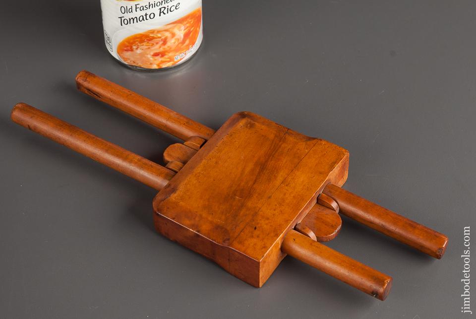 10 3/4 by 3 3/4 inch Beautiful Boxwood Double-Beamed Marking Gauge - 77656R