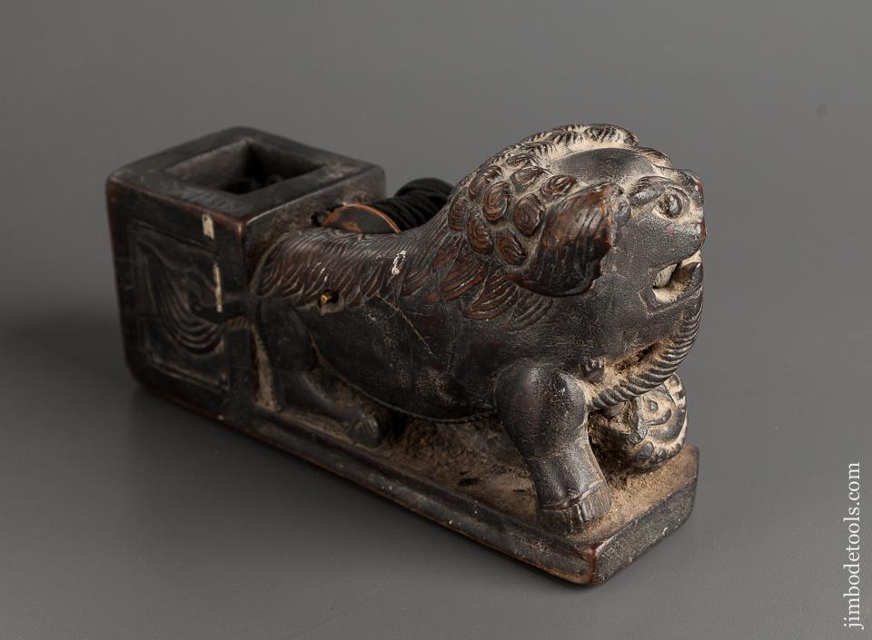 Ancient Figural Foo Dog Japanese Sumitsubo Ink Line with Baby Foo - 77719U