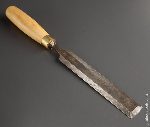 Long Thin 1 1/4 x 15 1/4 inch WARD Boxwood Handled English Paring Chisel - 77764