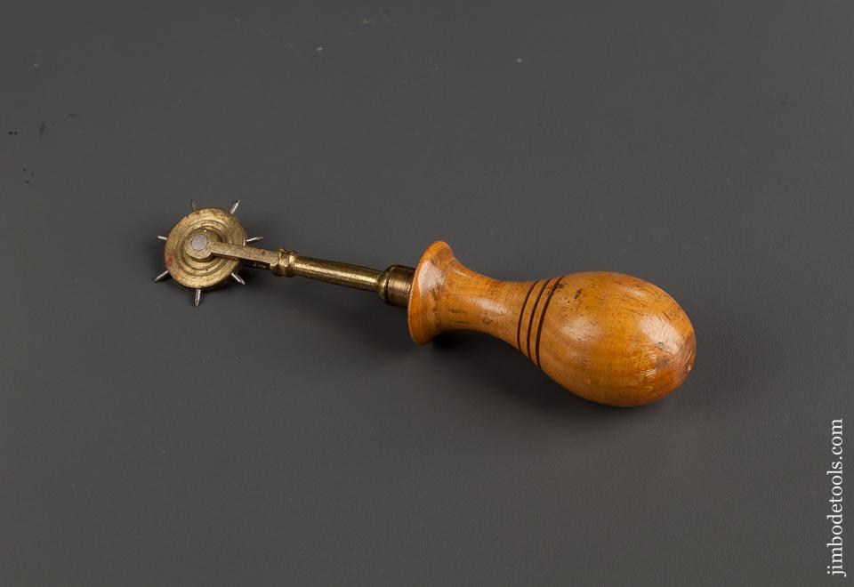 Boxwood Handled Scrivner's Wheel - 77905R