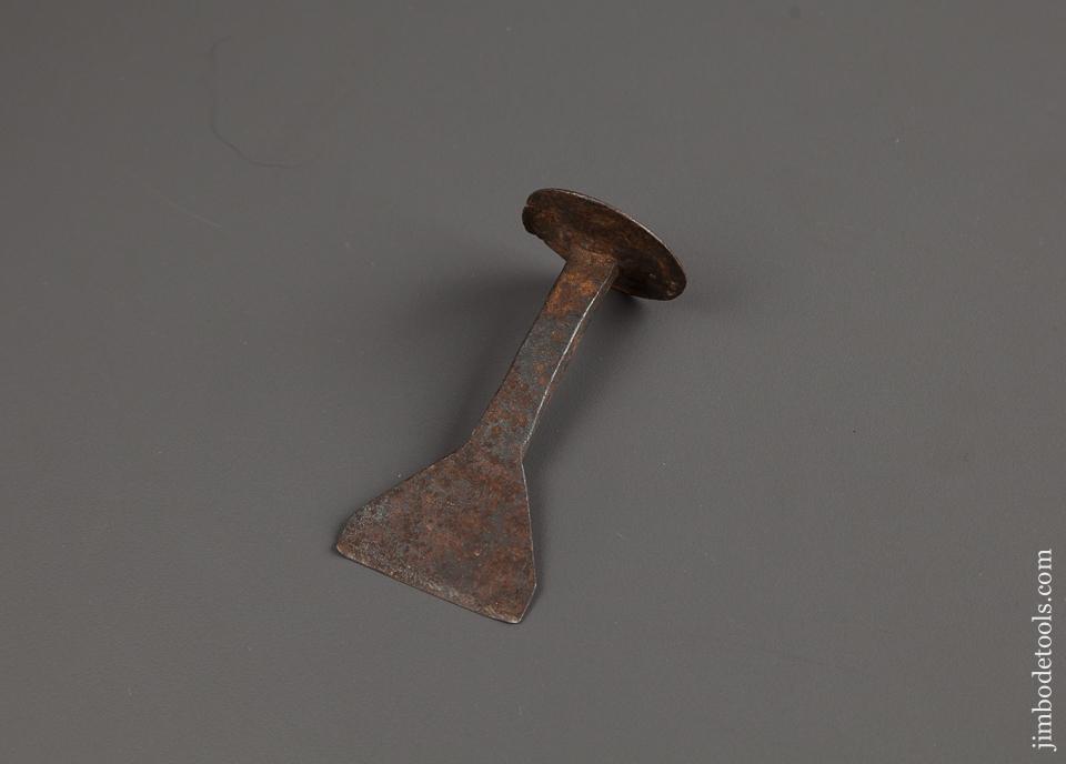 1 3/8 x 2 5/8 inch Button Hole Chisel - 77911R – Jim Bode Tools