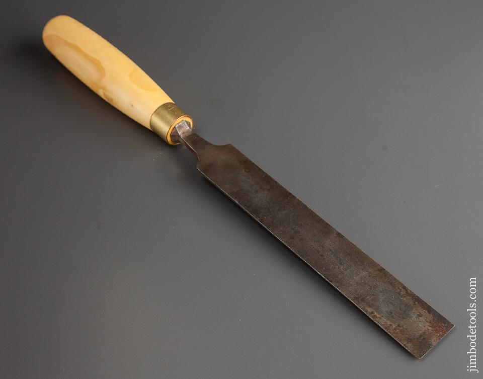 Long Thin MARPLES 1 1/4 x 15 1/4 inch Boxwood Handled English Paring Chisel - 77966