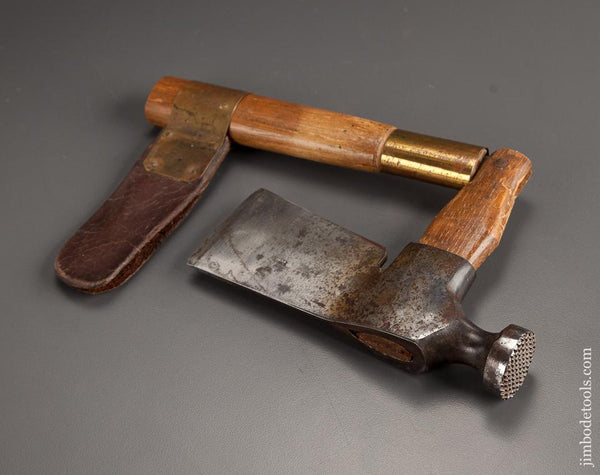 Patented Folding Hatchet by C.A. WILLIAMS & CO Skowhegan, Maine NEAR NEW - 78226