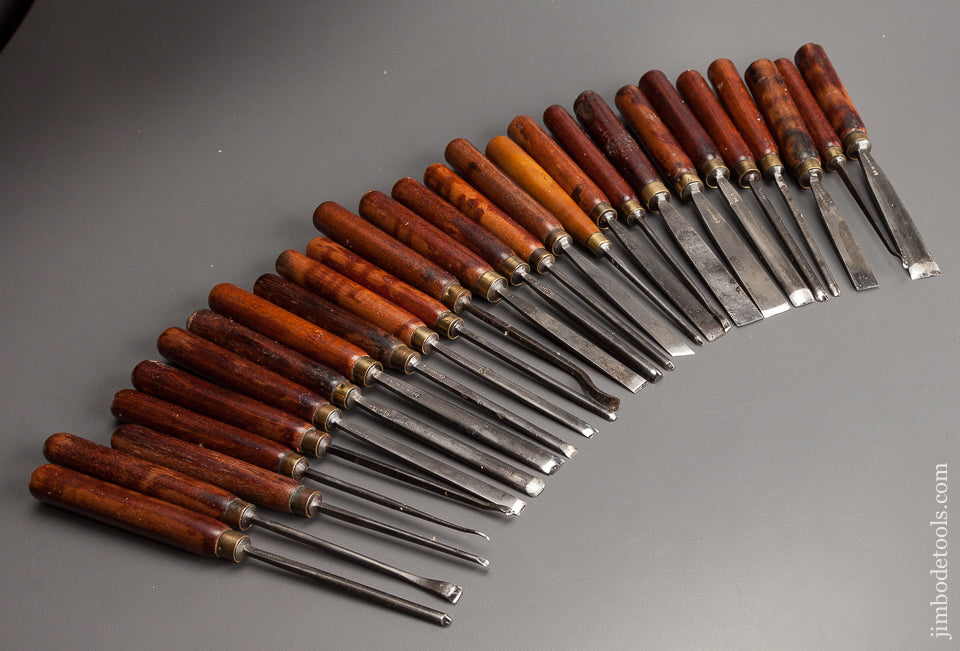 28 Spectacular ADDIS Carving Chisels and Gouges - 78433