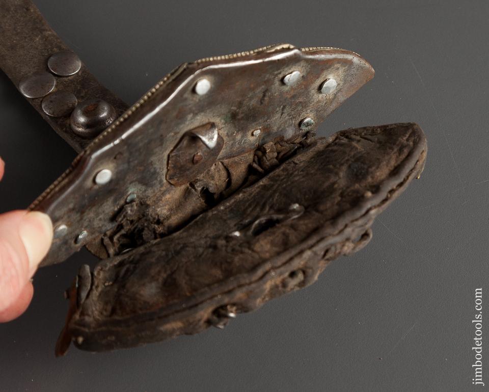 Stunning 5 x 2 3/4 inch Repousse Flint Pouch - 78556RU -