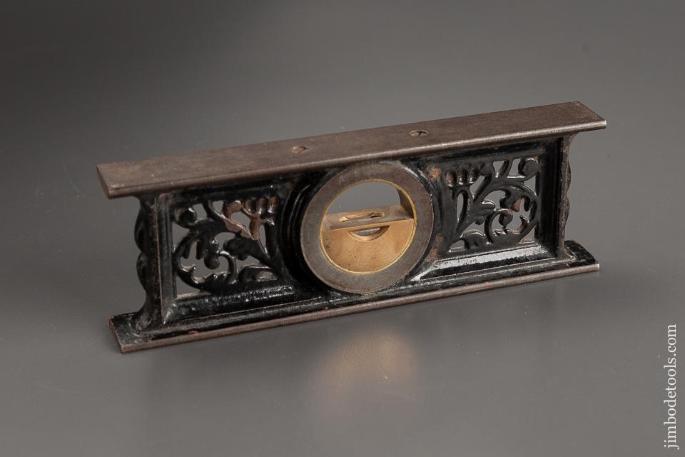 Near Mint 6 7/8 inch DAVIS Level - 78652