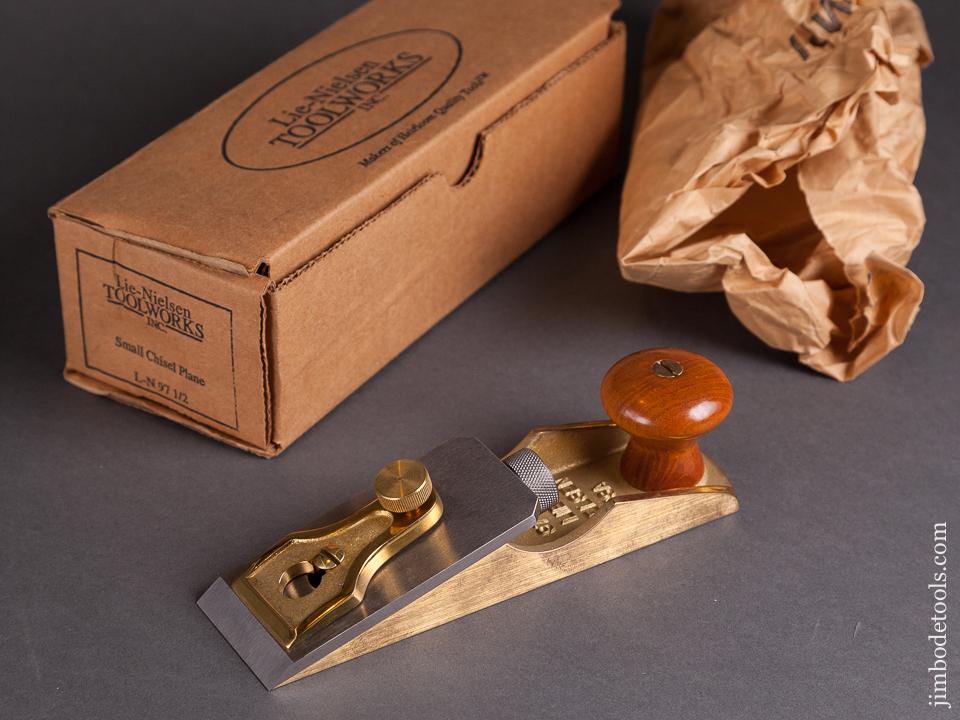 LIE-NIELSEN L-N 97 1/2 Small Chisel Plane MINTY in Original Box - 78758