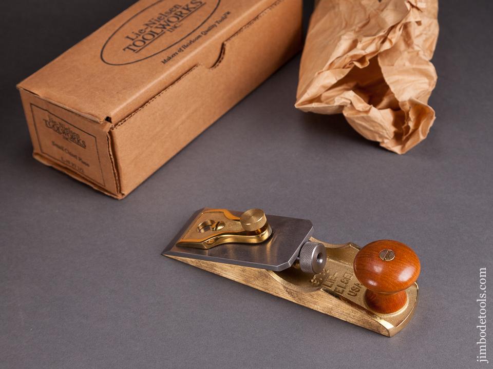 LIE-NIELSEN L-N 97 1/2 Small Chisel Plane MINTY in Original Box - 78758