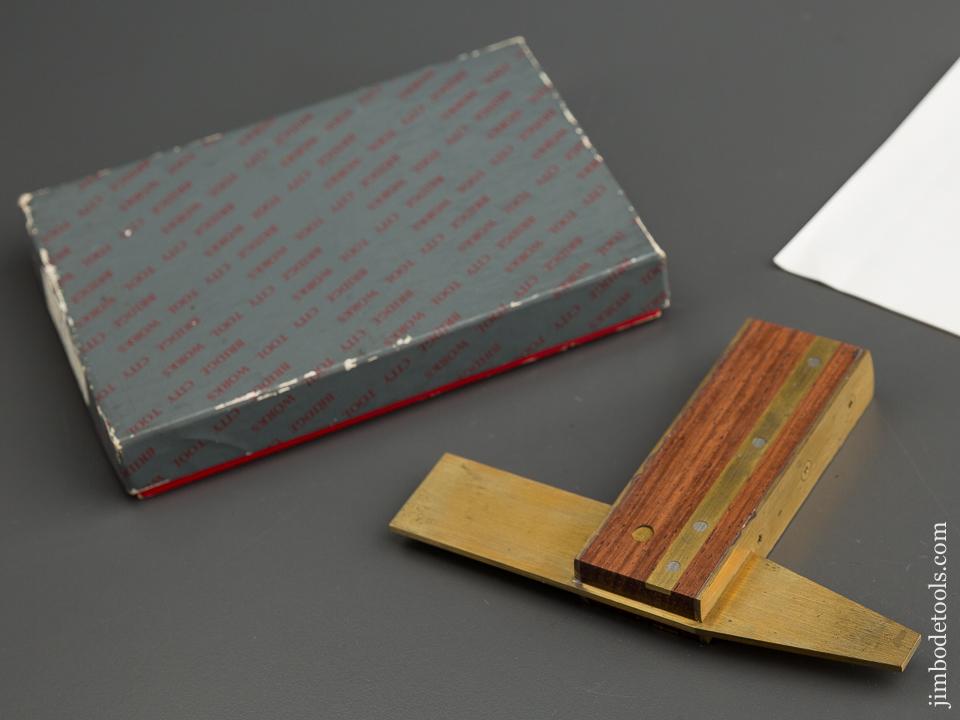 BRIDGE CITY TOOL WORKS DS-2 Dovetail Square in Original Box - 78826