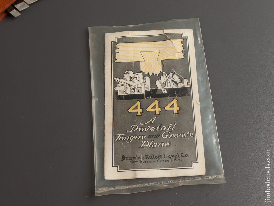 STANLEY No. 444 Dovetail Tongue & Groove Plane NEAR MINT and 100% COMPLETE in Original Box - 78839