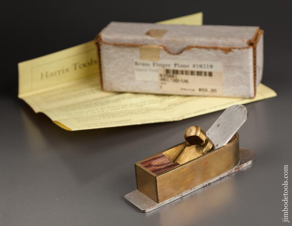 1 1/8 x 4 7/8 inch HARRIS No. 10210 Brass Finger Plane in Original Box - 78887