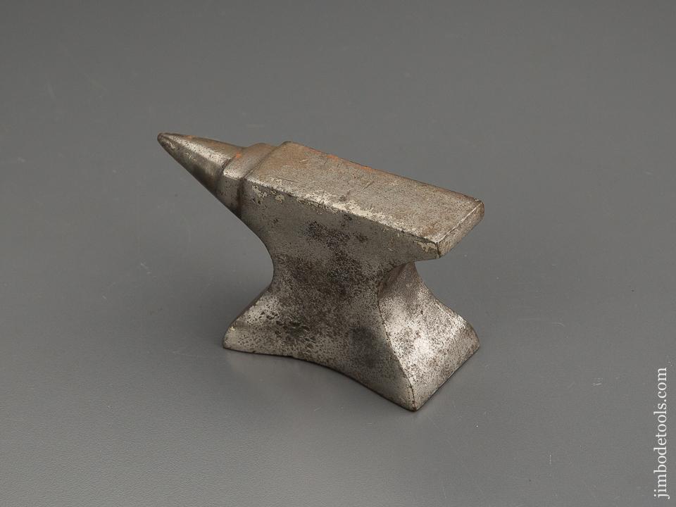4 1/4 x 2 1/4 inch 1.25 pound Anvil - 79016