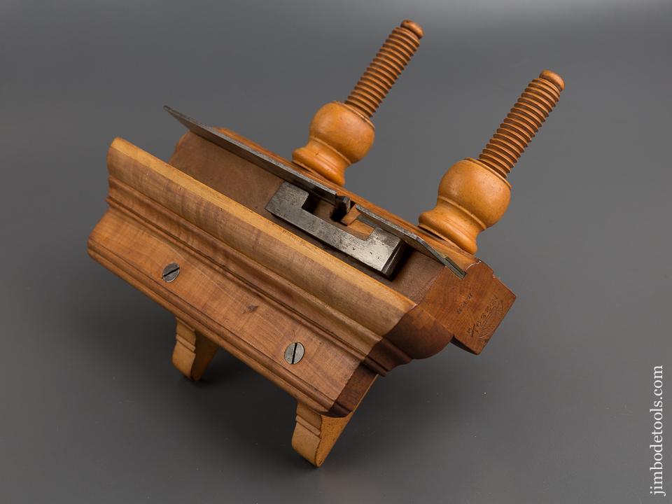 Crisp and Fine! UNION FACTORY H. CHAPIN No. 239 1/2 Applewood Plow Plane - 79160U
