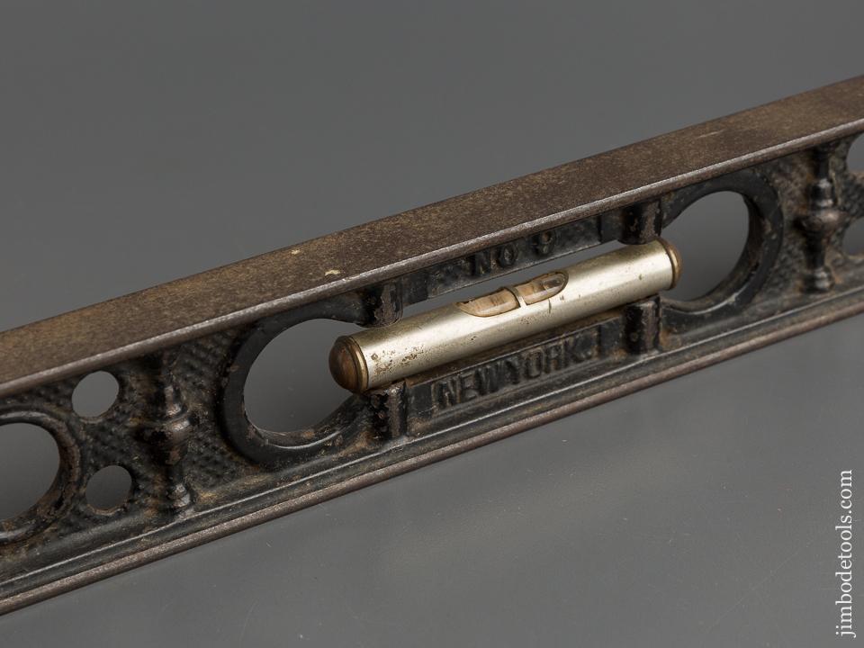 Fantastic! 24 inch DAVIS Patent ROBINSON No. 9 Iron Level - 79224R
