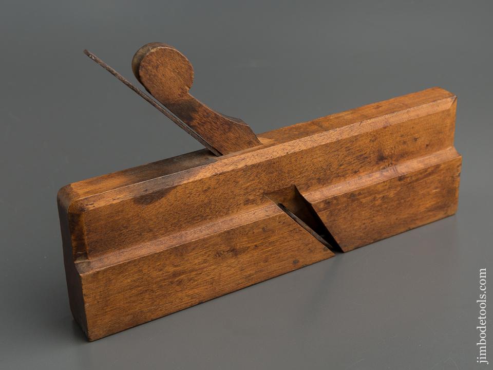 R. BACON 1 1/8" Moulding Plane Ten inch Yellow Birch circa 1790-1820 MINT - 79238R