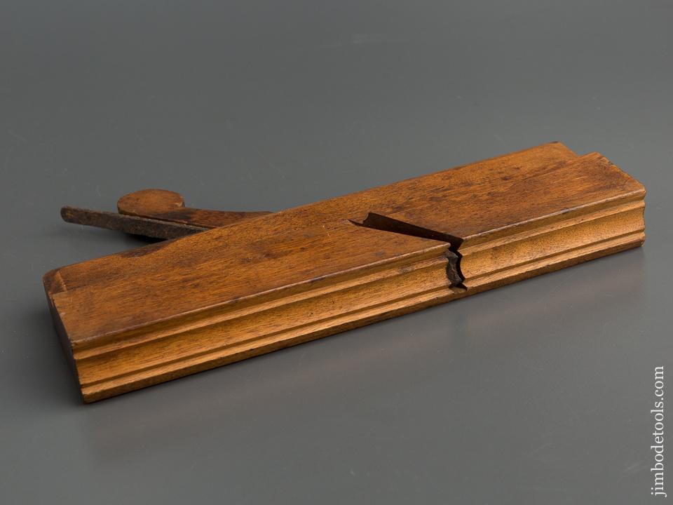 R. BACON 1 1/8" Moulding Plane Ten inch Yellow Birch circa 1790-1820 MINT - 79238R