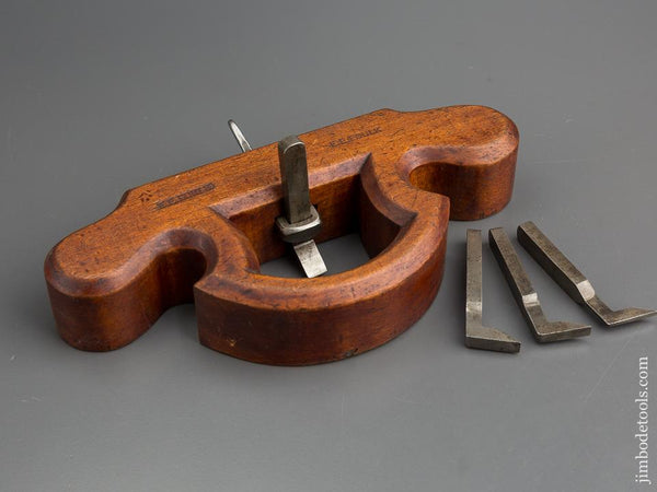 Hag's Tooth Router with Four Irons - 79257