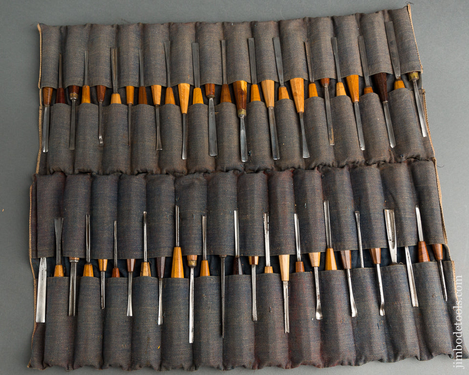 Awesome Woodcarver's Tool Chest Filled With 200 Carving Chisels - 79410