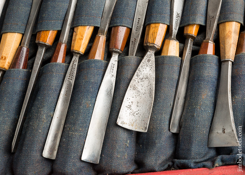 Awesome Woodcarver's Tool Chest Filled With 200 Carving Chisels - 79410