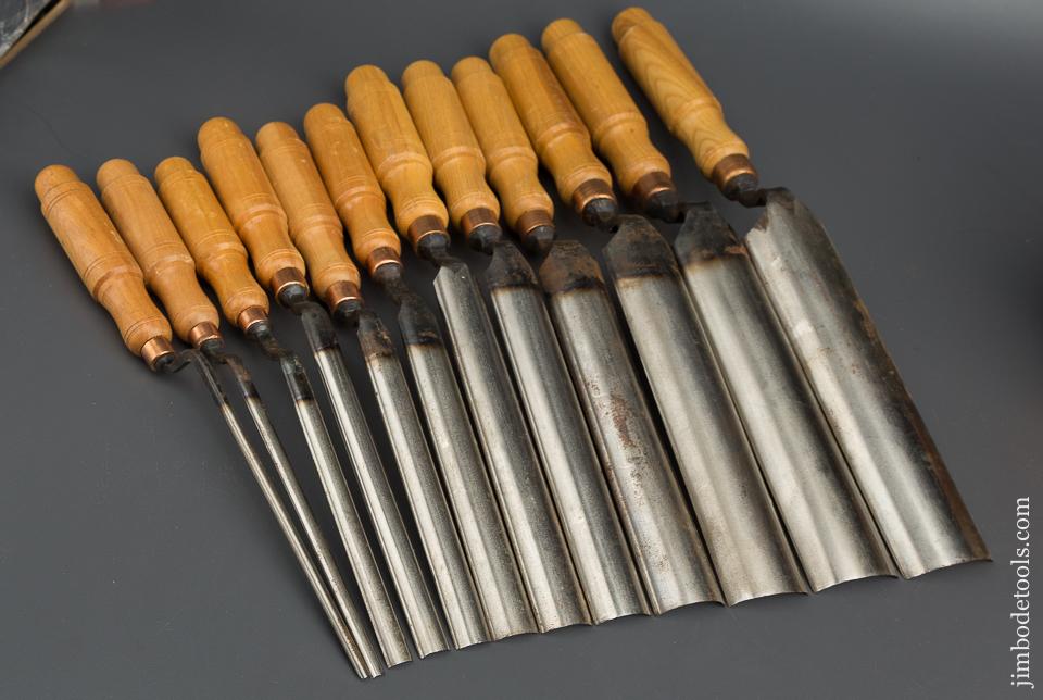 Set of Twelve BUCK BROS Crank Neck Paring Gouges DEAD MINT in Original Box -79427