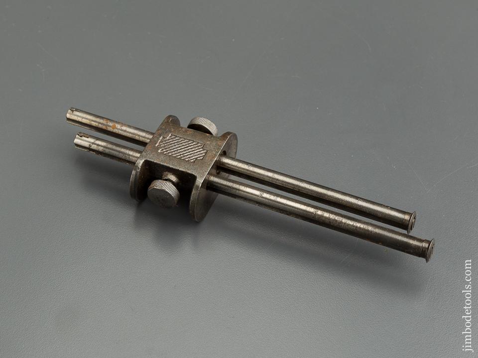 STANLEY No. 98 Marking Gauge with Both Pizza Wheel Cutters and Pins - 74985