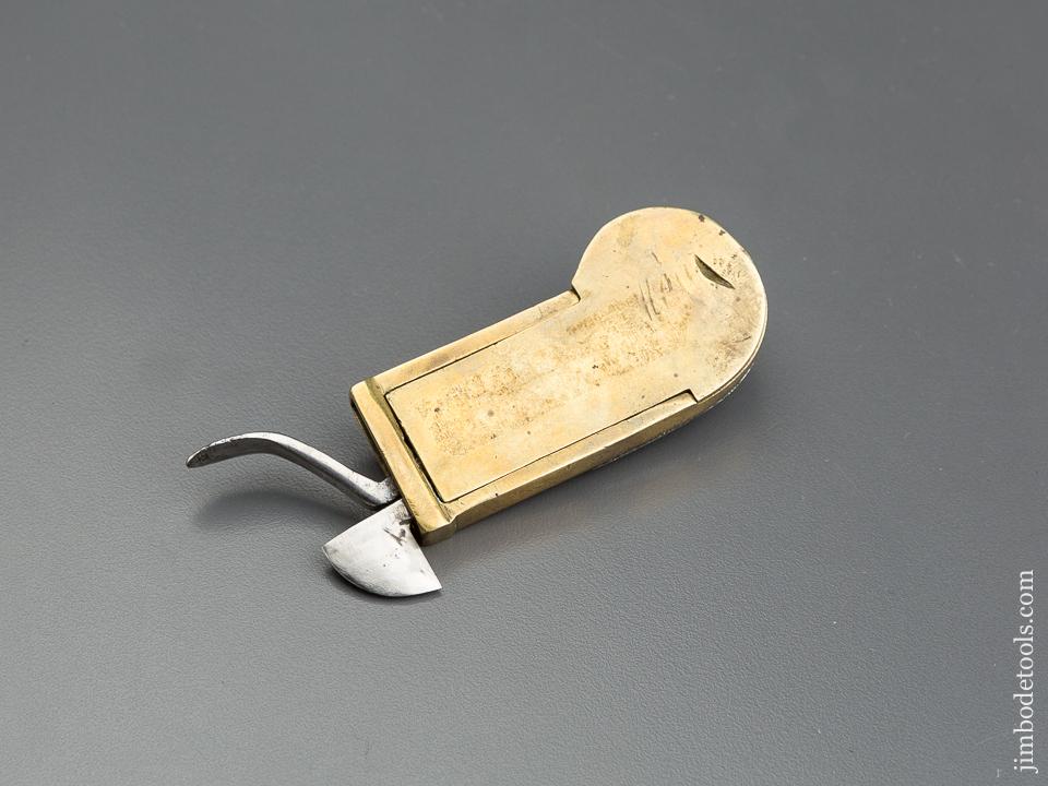 18th Century Four inch Brass and steel Spring Trigger Fleam - 80027