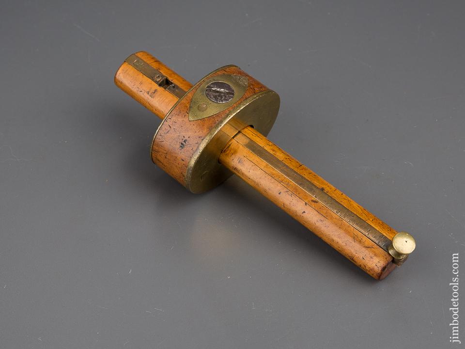 Lovely Seven inch Boxwood and Brass Mortise Gauge - 80215U