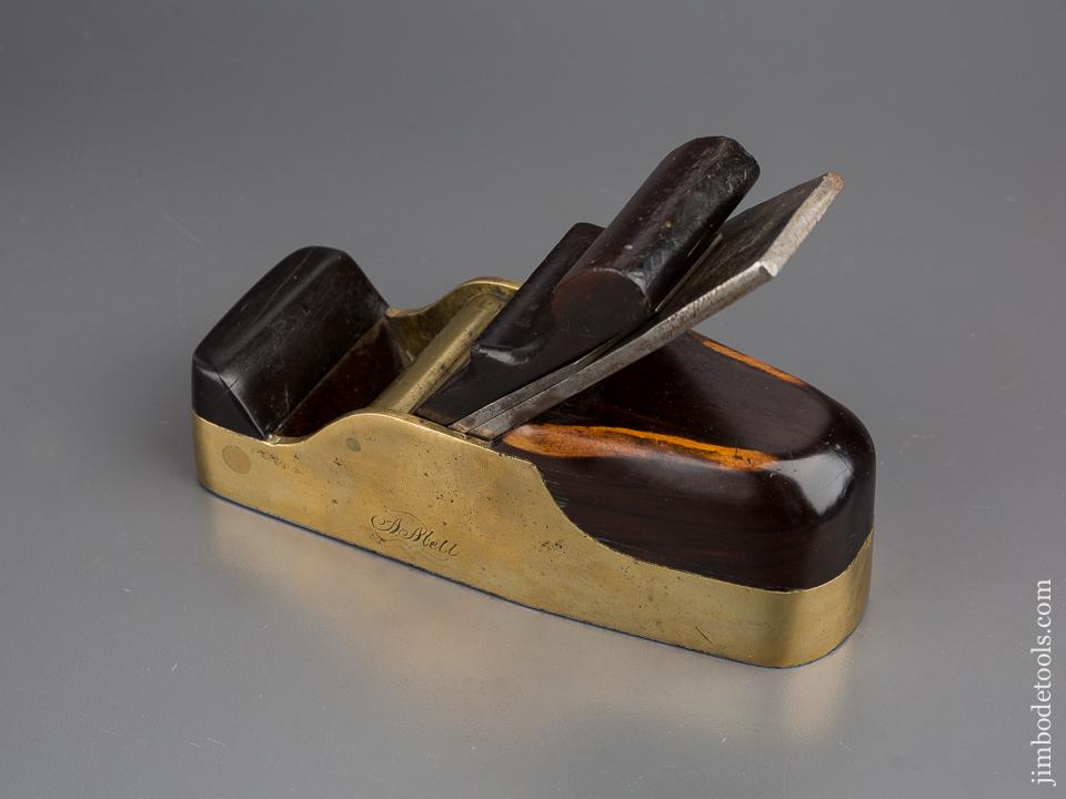 Stunning! Gunmetal Smooth Plane with Sapwood Rosewood Infill - 80236U