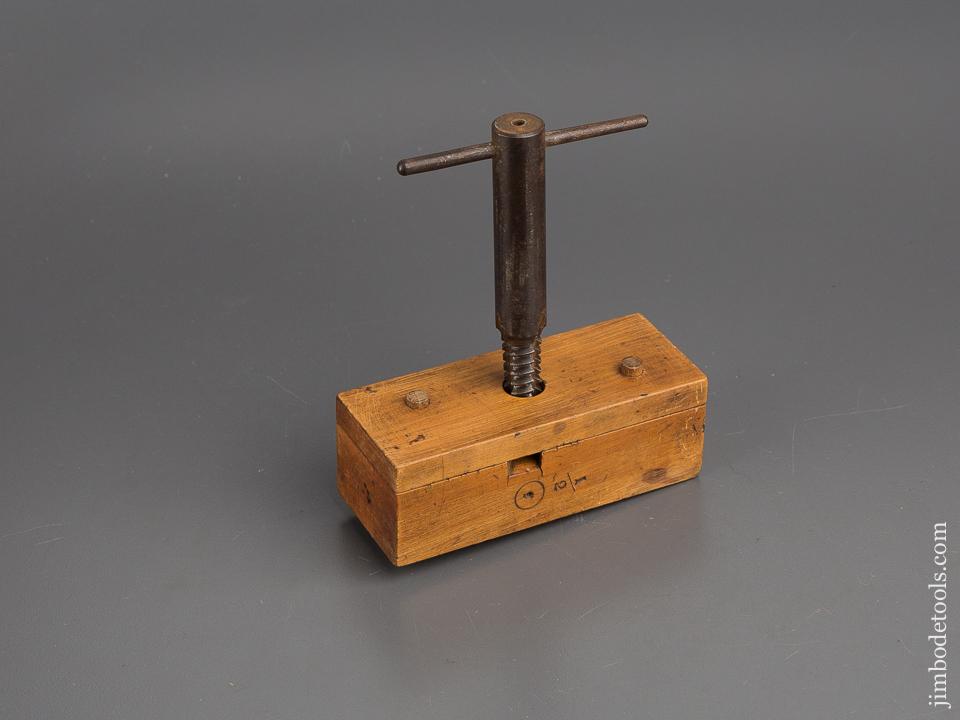 Early 1/2 inch Boxwood Thread Box and Tap - 80571