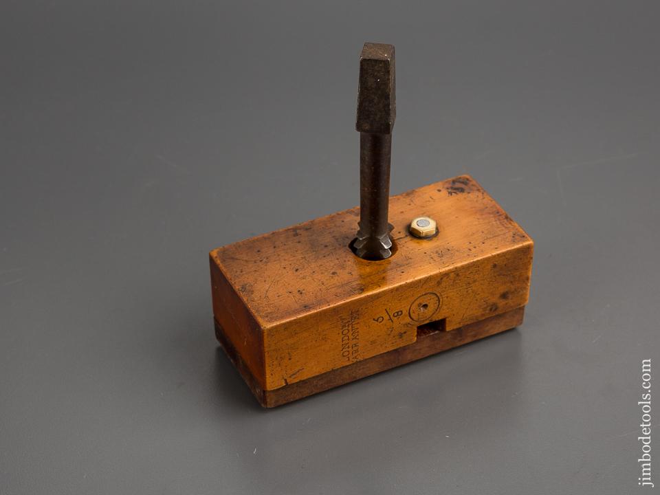 Early 5/8 inch Boxwood Thread Box and Tap - 80586