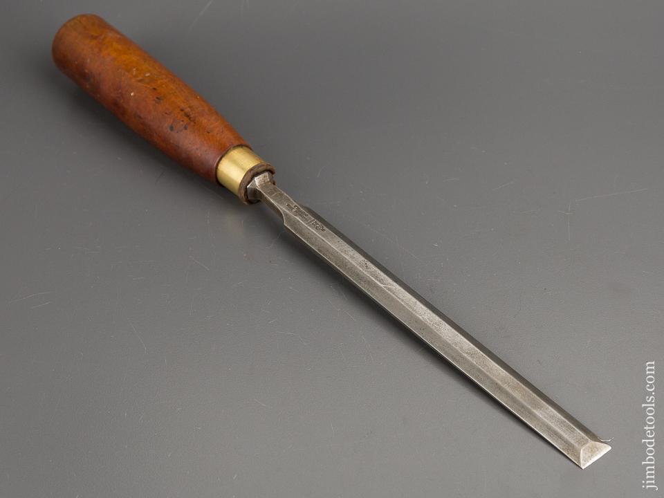 5/8 x 14 1/2 inch HEARNSHAW BROS Boxwood Handled English Paring Chisel - 81059