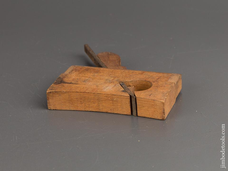 MINTY Miniature 5/8 x 3 1/2 inch Compassed Rabbet Plane by SALMEN with Decal - 81359R