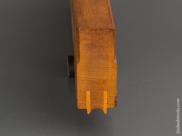 5/8 inch MARTEN DOSCHER NEW YORK Center Bead Molding Plane circa 1879-94 - 81494R