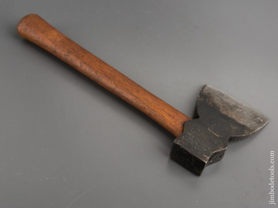 1 1/8 pound 5 1/2 x 4 inch KELLY Single Bevel Side Axe with 13 1/2 inch Handle - 81584