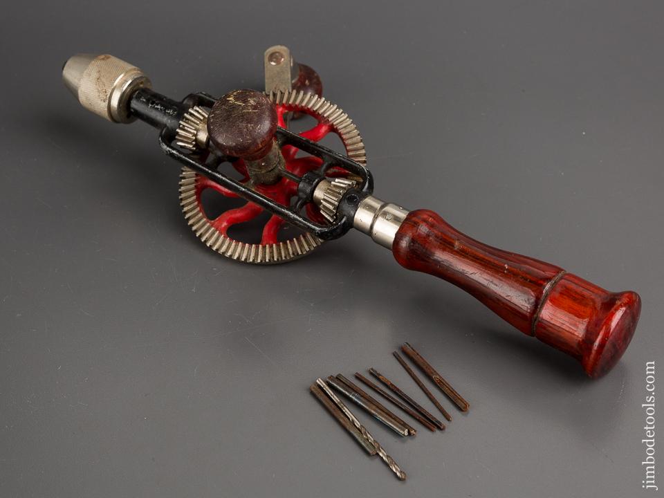 MILLERS FALLS No. 2A Egg Beater Hand Drill with Eight Bits - 81677